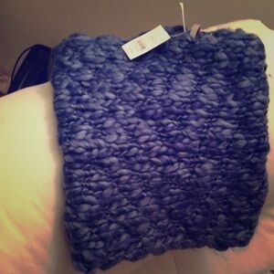 NWT Ann Taylor neck warmer